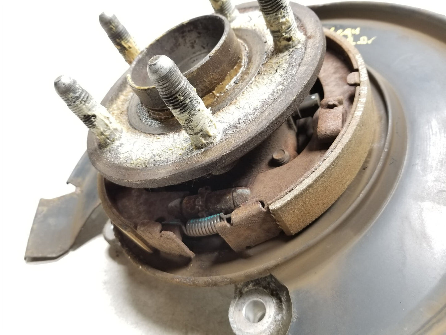 2011 Chevrolet Equinox Rear Spindle Knuckle Wheel Hub Driver Side Lh OEM