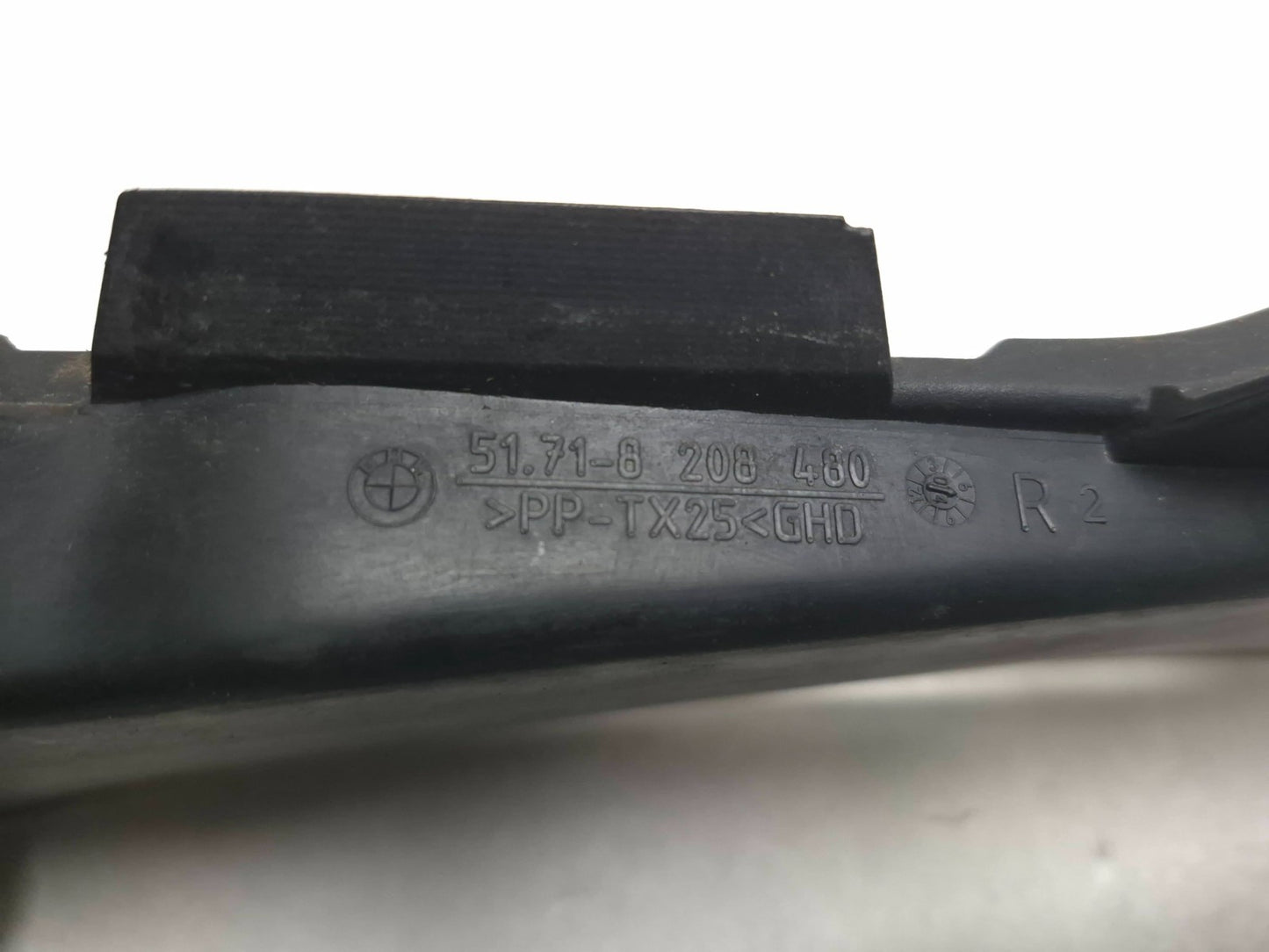 2005 BMW E46 325i Windshield Wiper Motor Cowl Cover OEM