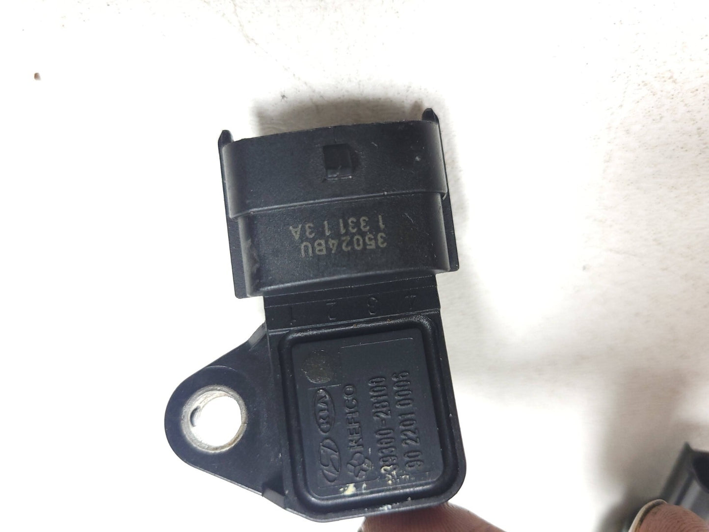14 Kia Forte Engine Sensor Temp Knock Vvt Crank/camshaft Sensor OEM 27k