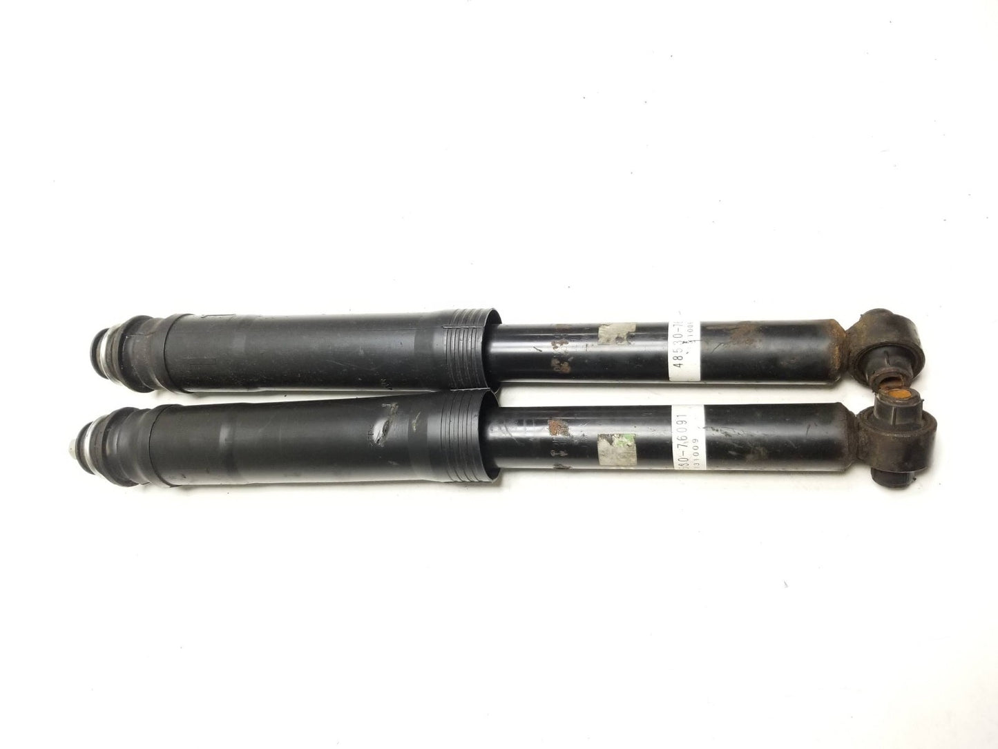 11-17 Lexus CT200h Rear Shock Strut Absorber Pair 48530-76091 Oem✅