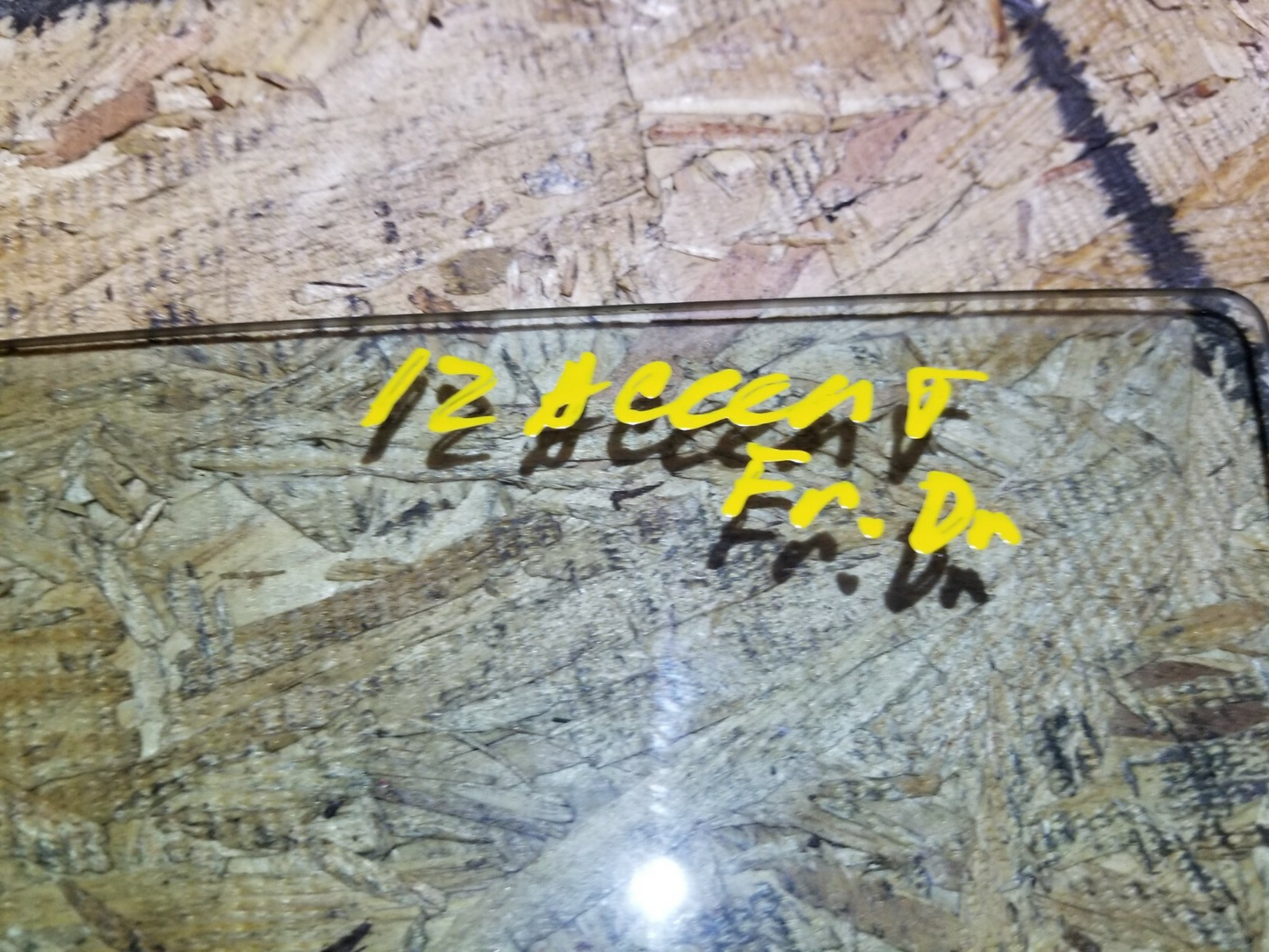2012 Hyundai Accent Front Door Window Glass Driver Side Left OEM