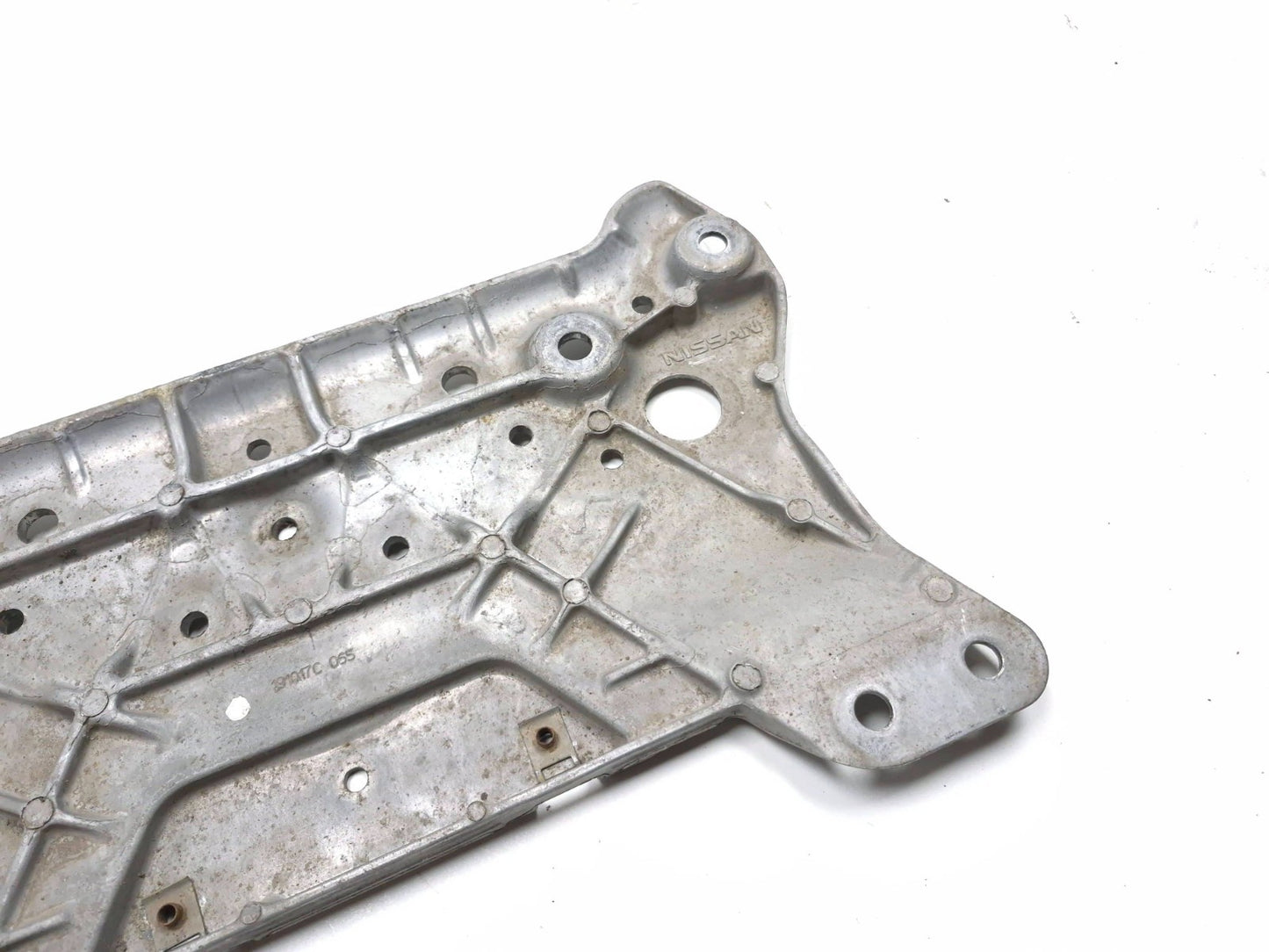 2020 Infiniti Q50 Front Under Engine Subframe Stay Crossmember Shield RWD Oem✅