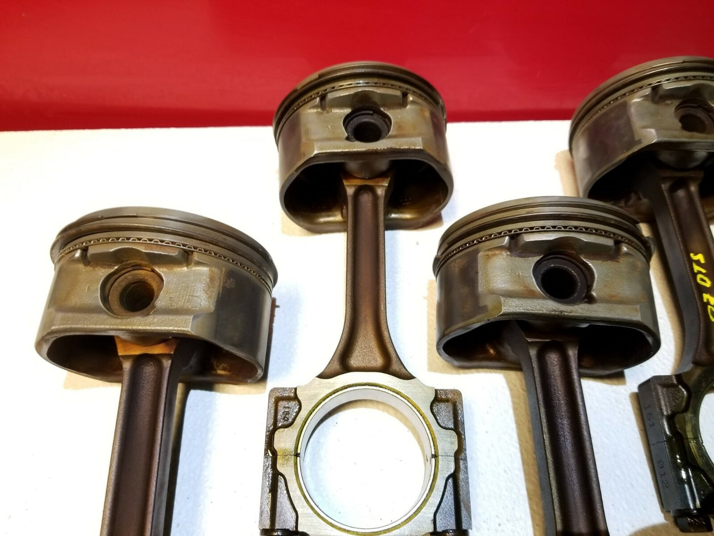 2007 Cadillac DTS 4.6l Piston W/ Connecting Rod 8pcs OEM