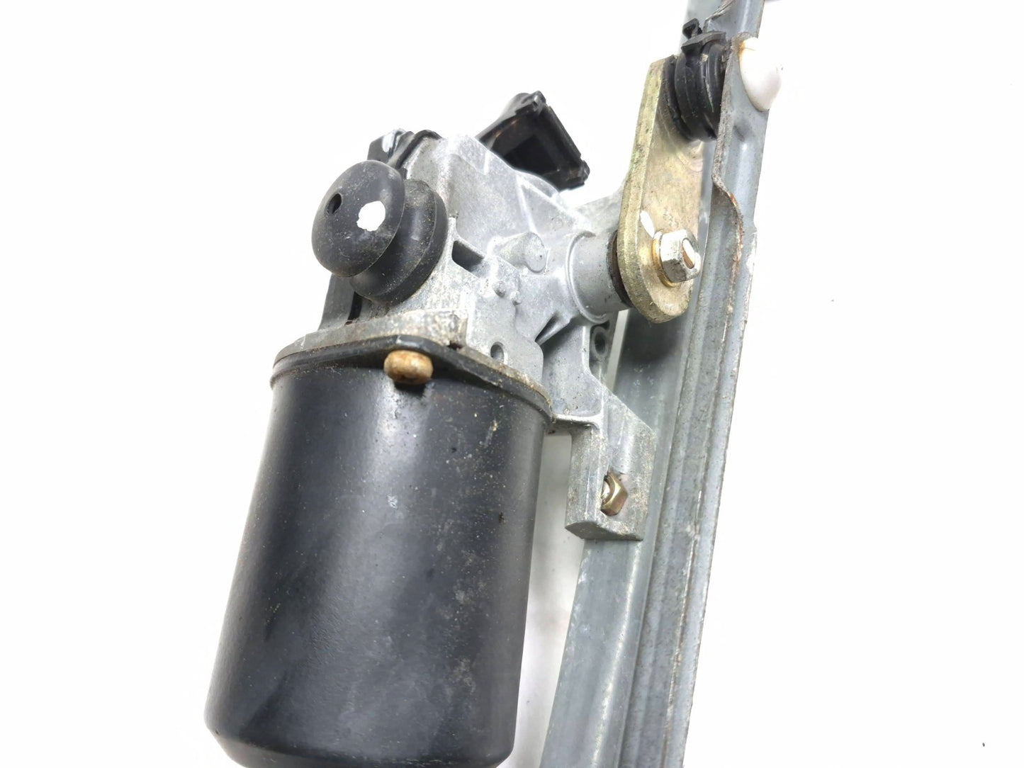 2004 Toyota Corolla Matrix Windshield Wiper Motor W/ Linkage OEM