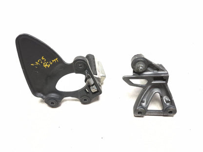 2001 Suzuki Gsx 750f Katana Rear & Front Right Footrest Peg Pair OEM