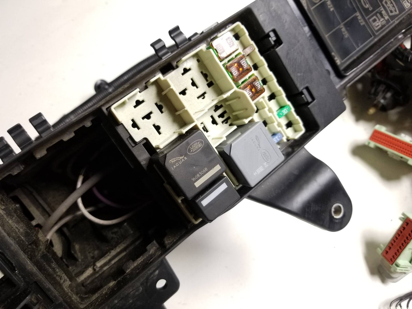 2017 Jaguar Xe Body Wiring Harness OEM T4n15829