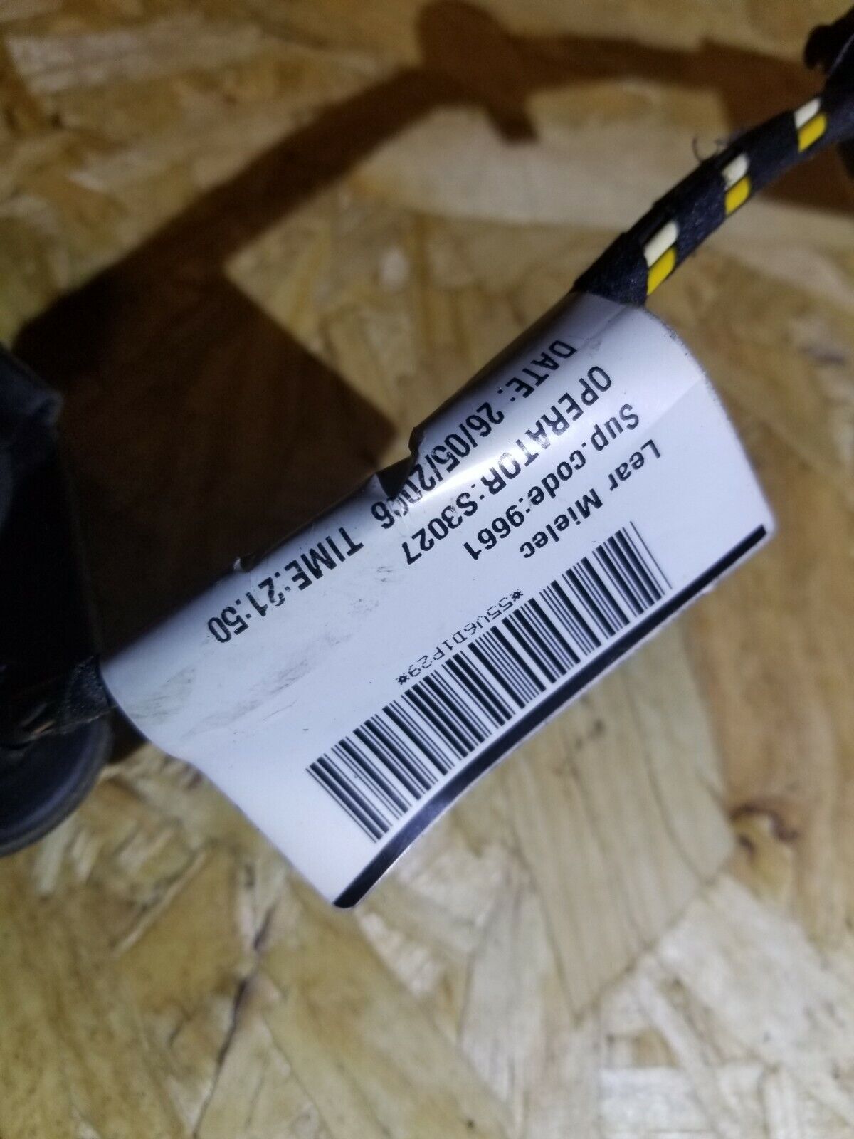 05 06 07 Volvo S40 Front Right Passenger Side Door Wire Harness OEM