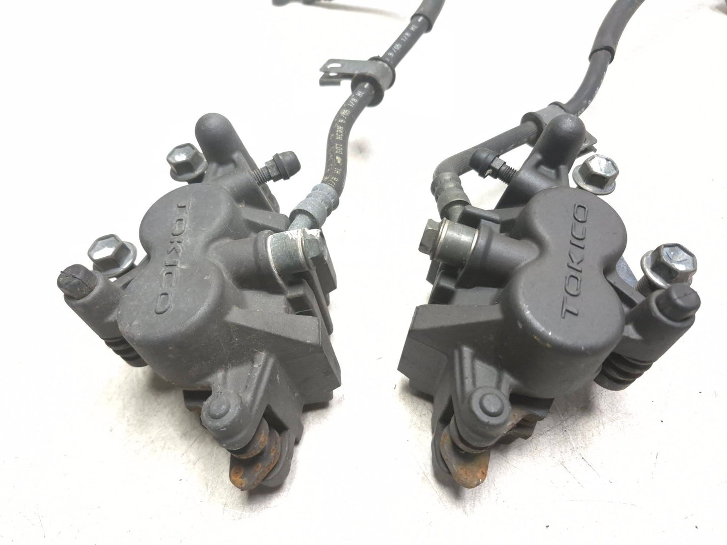 2006 Suzuki Katana Gsx600f Front Left & Right Brake Caliper Pair OEM