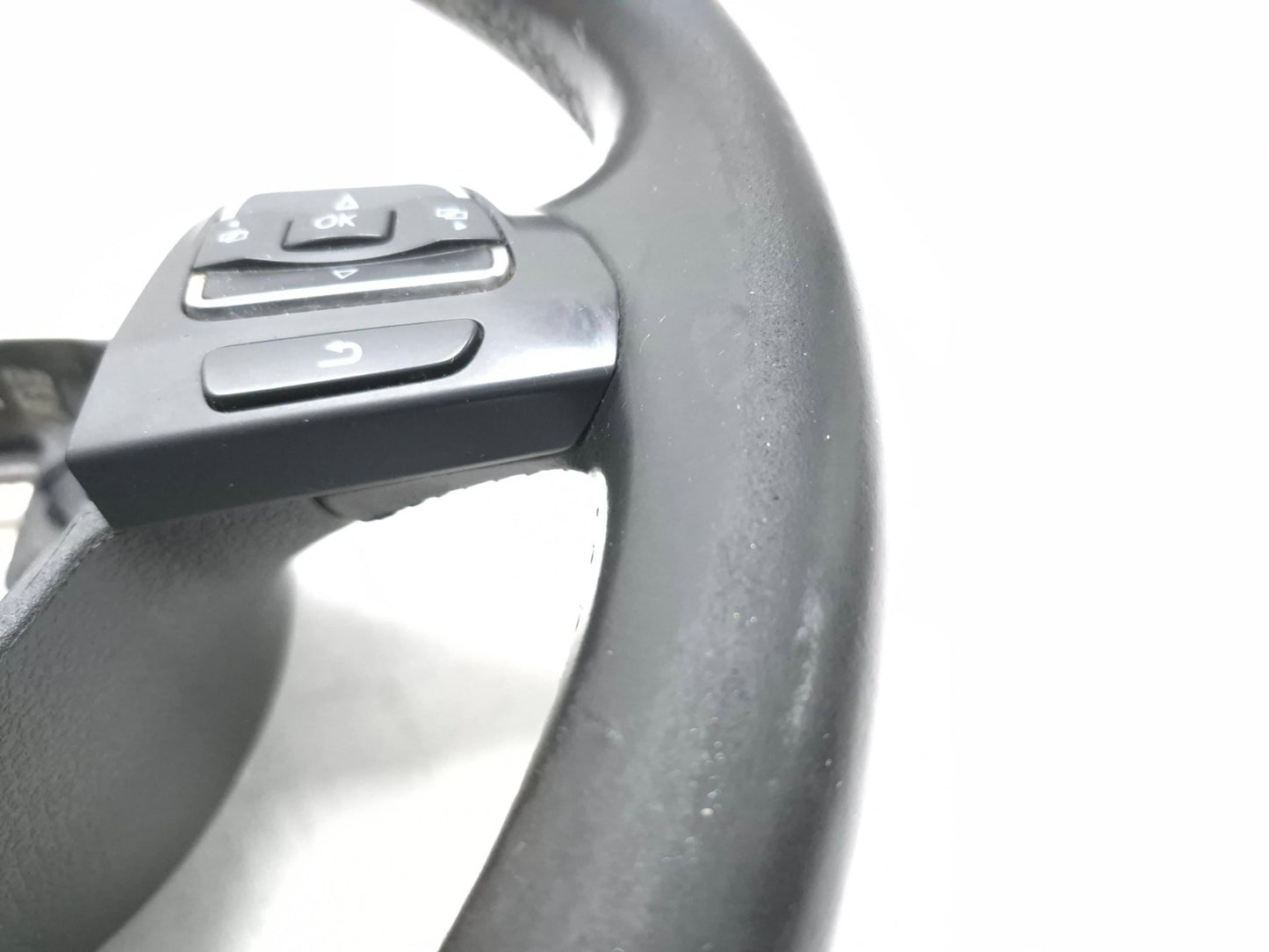 2011 Volkswagen Tiguan Steerin Wheel OEM