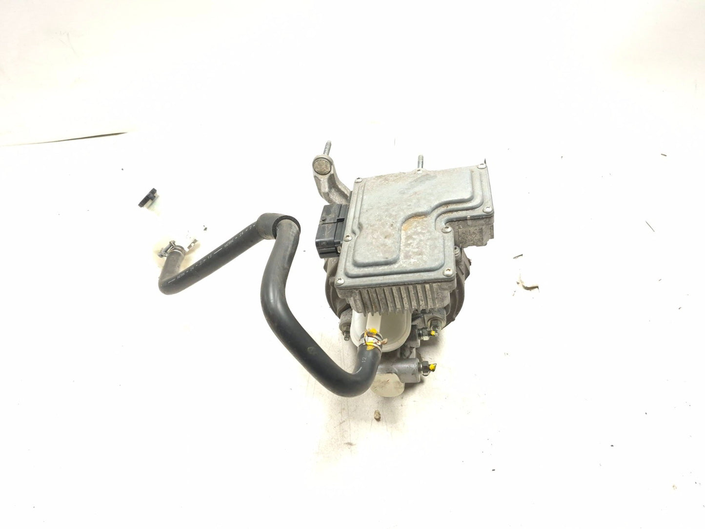 2012 Nissan Leaf Power Brake Booster Master Cylinder & ABS Pump  OEM