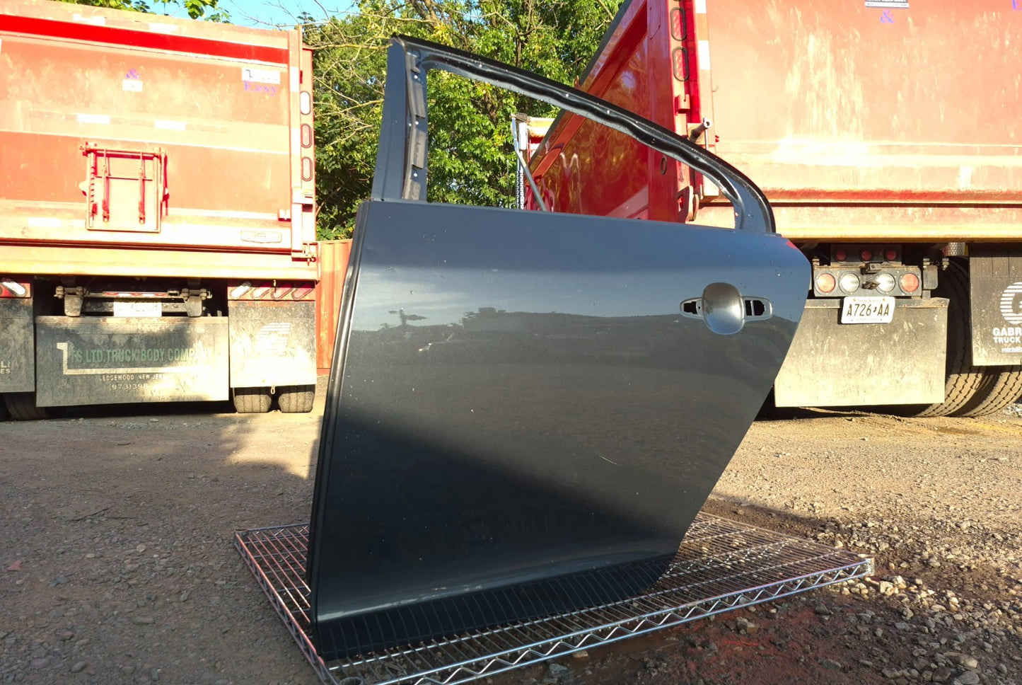 2013 Volvo S60 Rear Door Shell Left Driver Side Local Pickup Only OEM