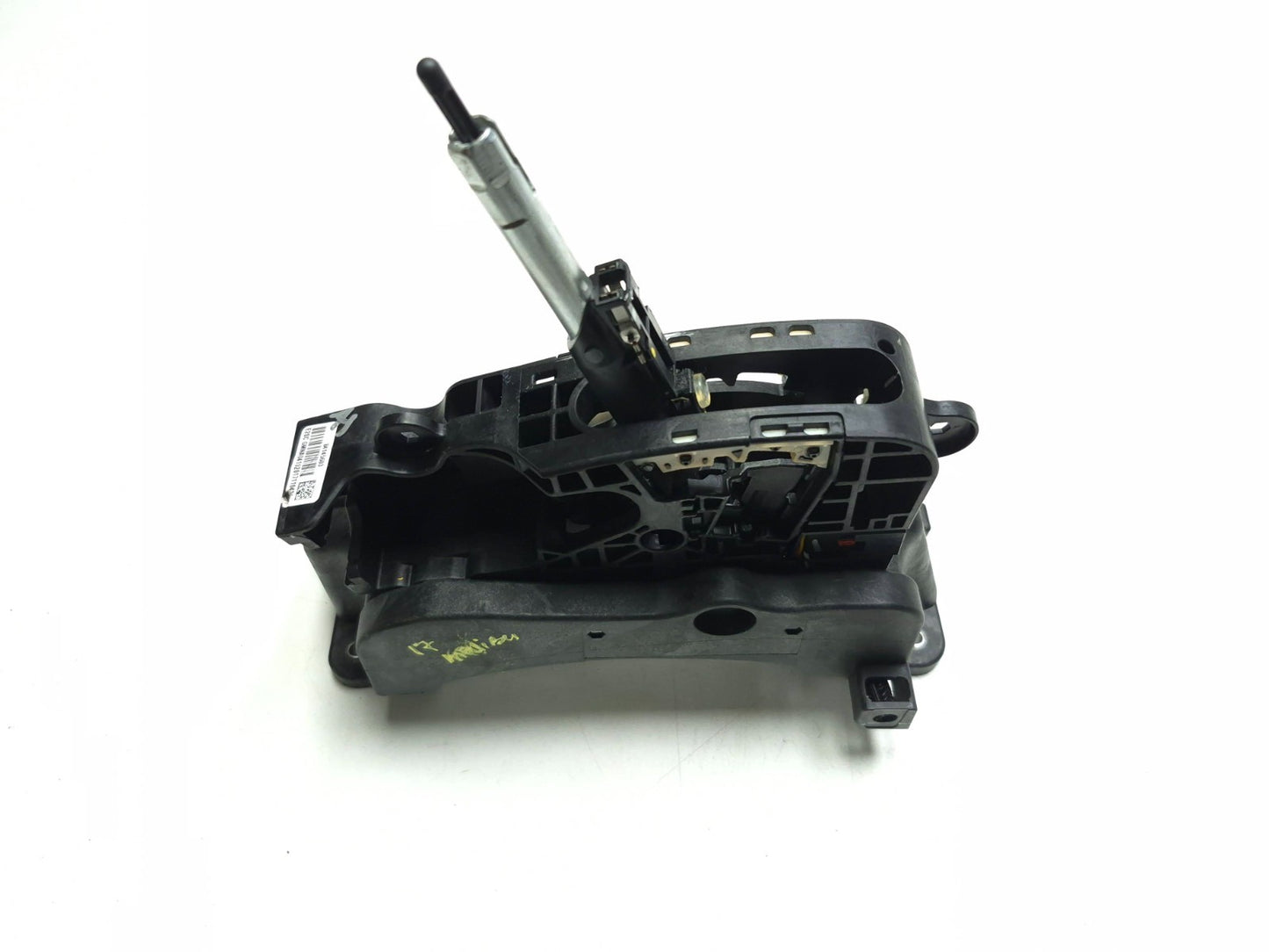 2017 Chevrolet Malibu Automatic Transmission Gear Shifter OEM