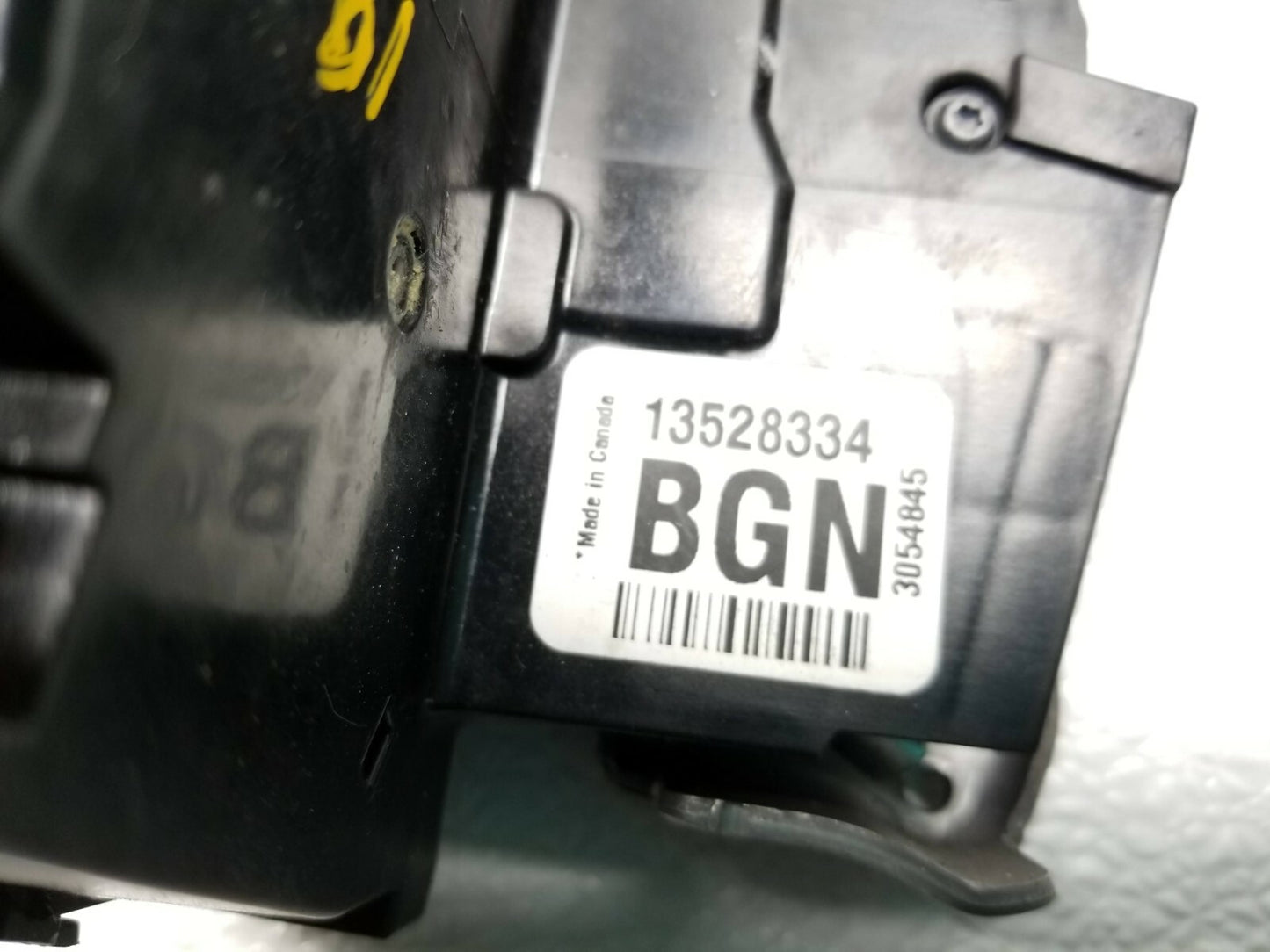 19-22 Chevrolet Blazer Front Door Lock Latch Actuator Left Driver OEM 11k Miles