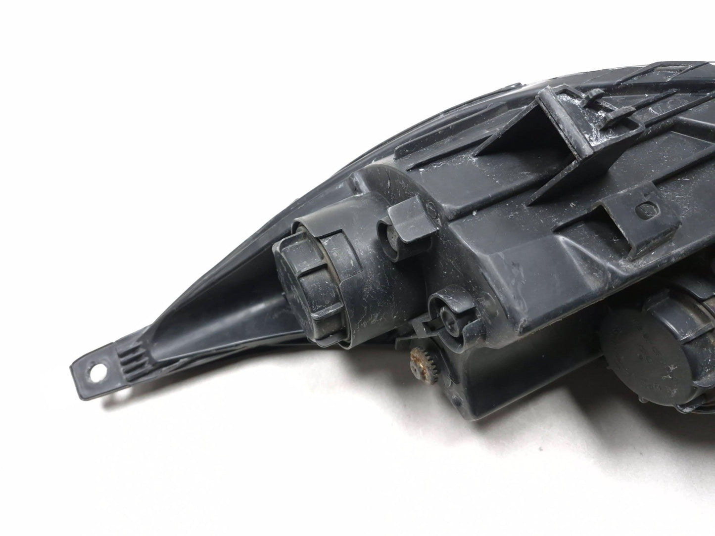 2011 Kia Sportage Headlight  Passenger Side Right OEM