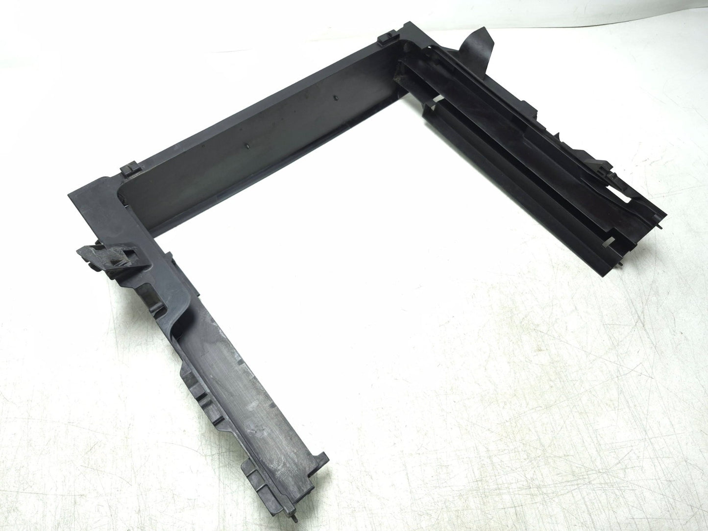 2008 BMW X6 E71 Front Engine Radiator Support Panel Carrier OEM