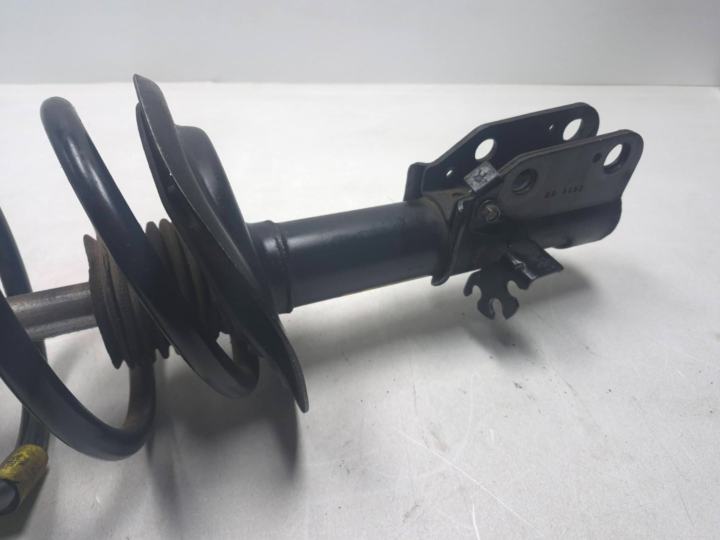 2007 Cadillac DTS Front Shock Strut Absorber Passenger Side Right OEM