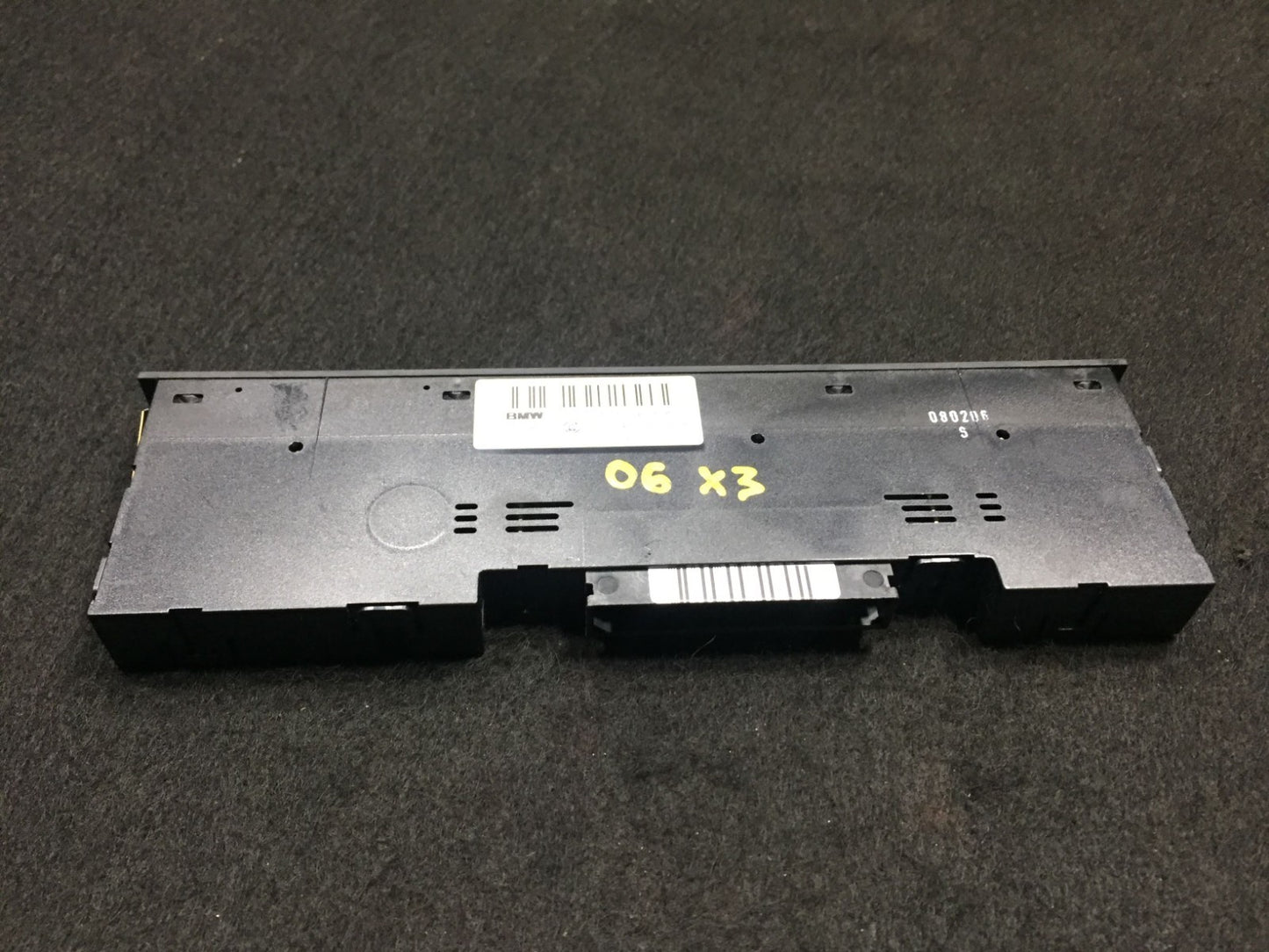 06 07 08 09 10 BMW X3 E83 Center Console Dsc Pdc Switch Panel  OEM D34