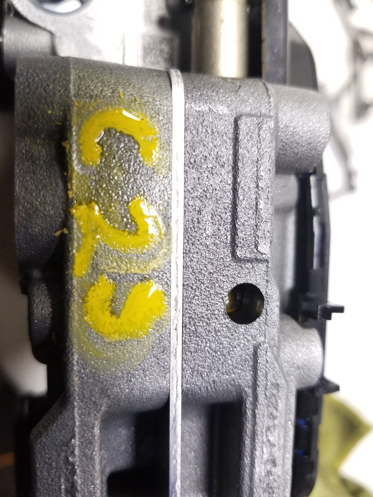 2017 Jaguar Xe Automatic Transmission Valve Body OEM C2d39925