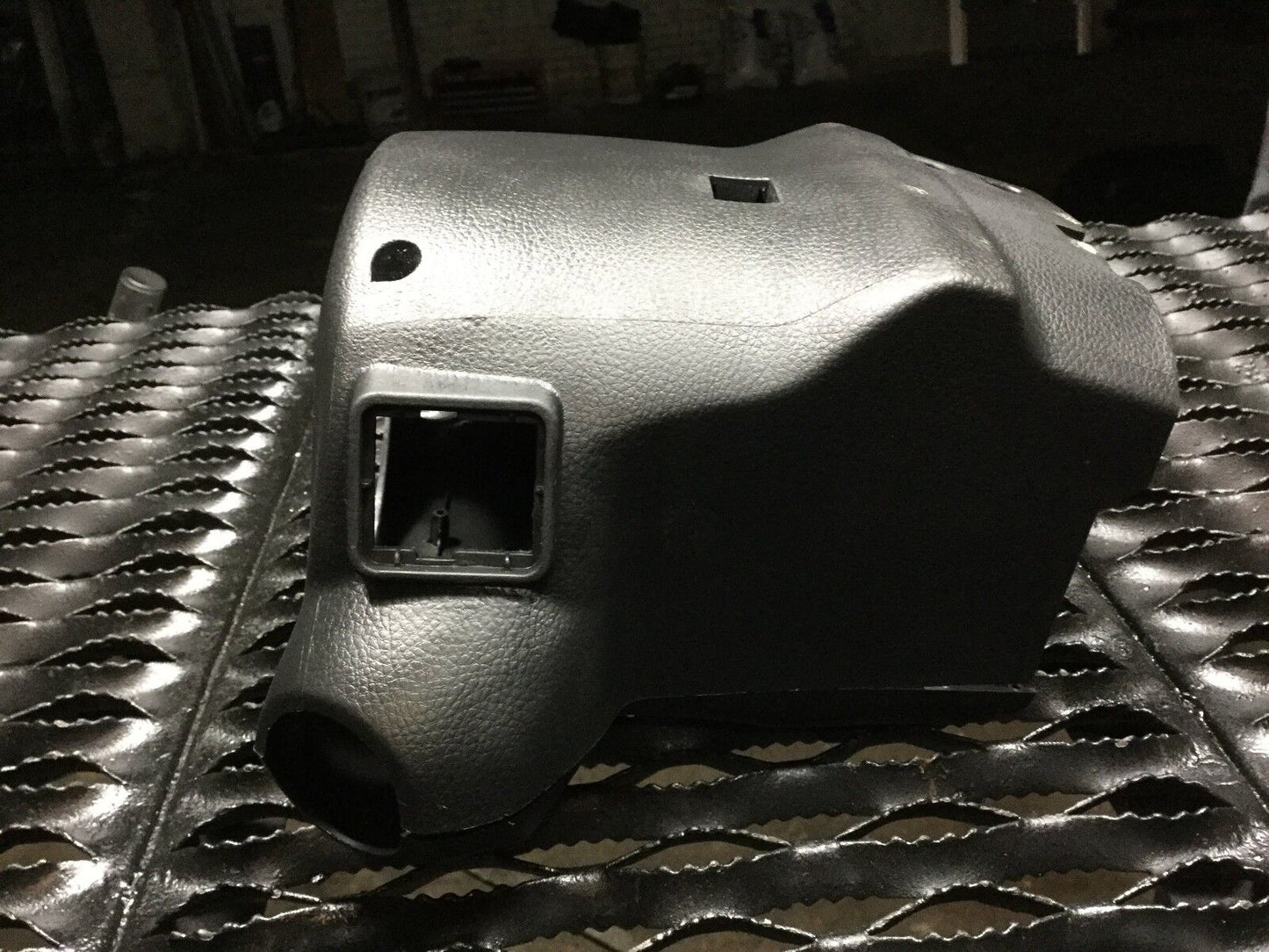 04 05 06 07 08 Nissan Maxima Steering Wheel Column Cover 48471-7y000 OEM