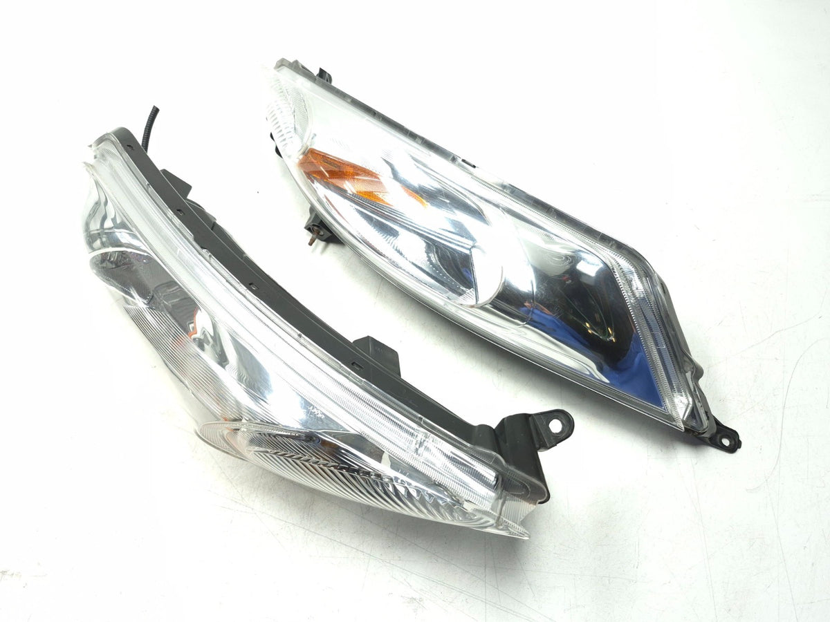 2011-2014 Nissan Juke Front Upper Turn Signal Parking Light Lamp Lh & Rh OEM