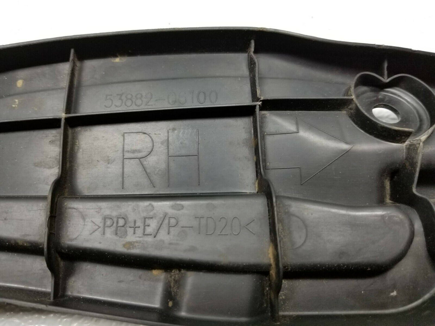 12 13 14 Toyota Camry Fender Seal Shield Pair OEM 94k Miles