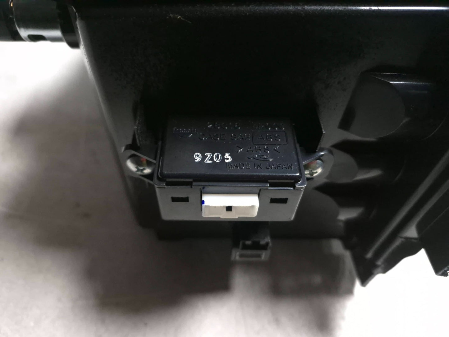 2010 Nissan Maxima Sv Center Console Storage Compartment OEM
