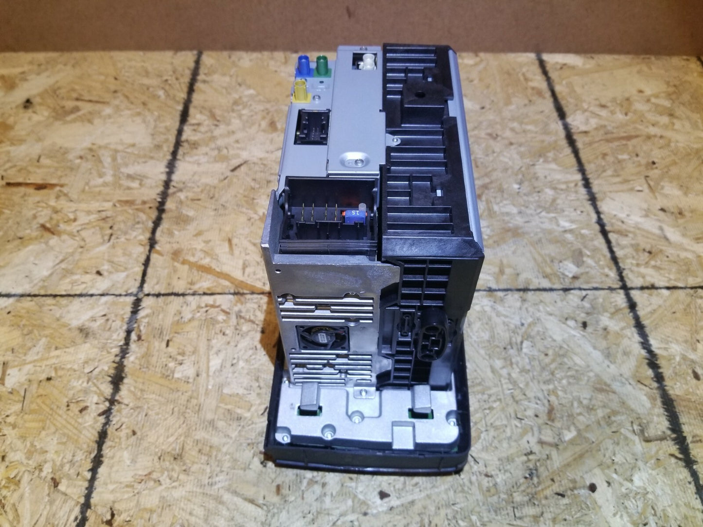 2010 Mercedes Benz R350 Head Unit Command Navigation Radio Cd Player OEM