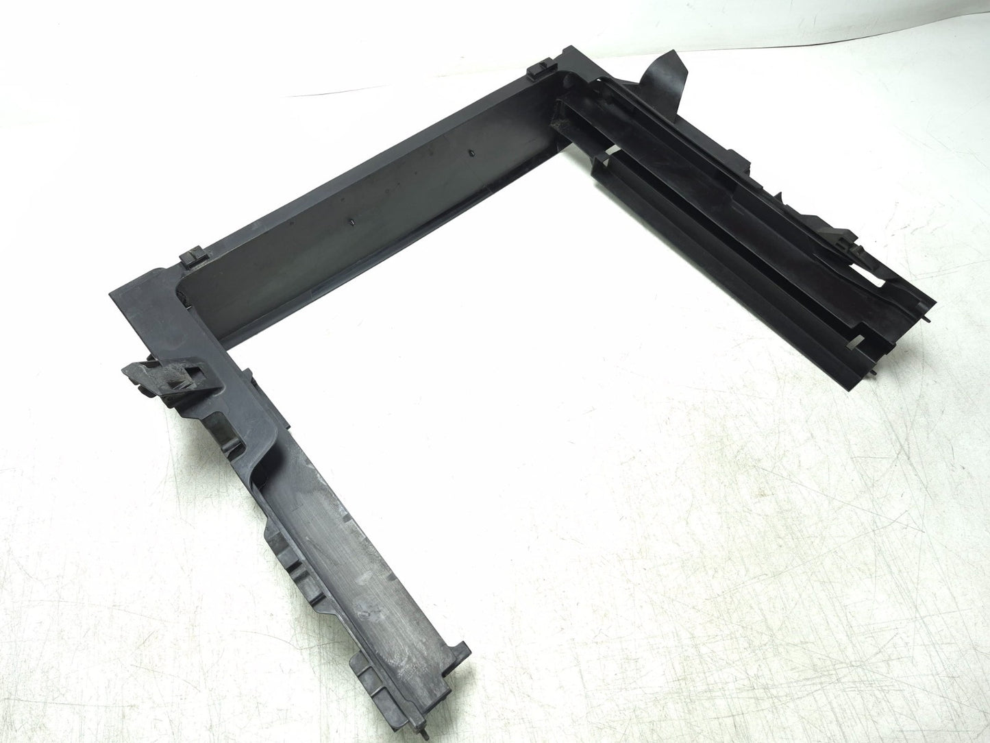 2008 BMW X6 E71 Front Engine Radiator Support Panel Carrier OEM