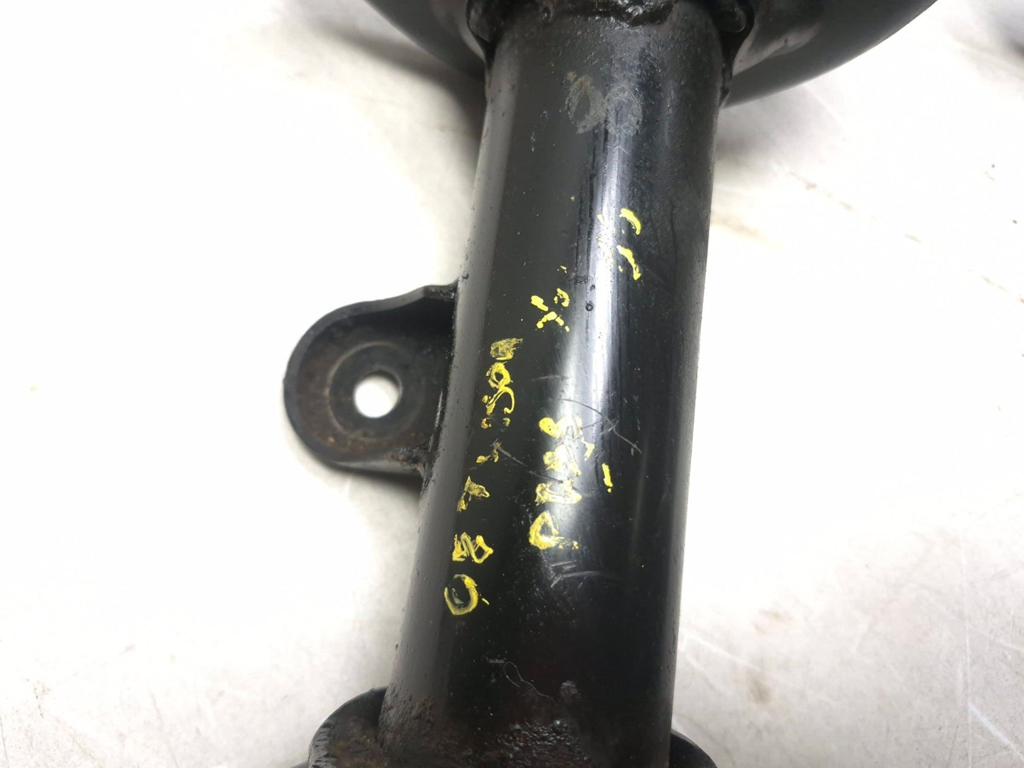 2008 Hyundai Tucson Front Left & Right Strut Shock Assy Pair OEM