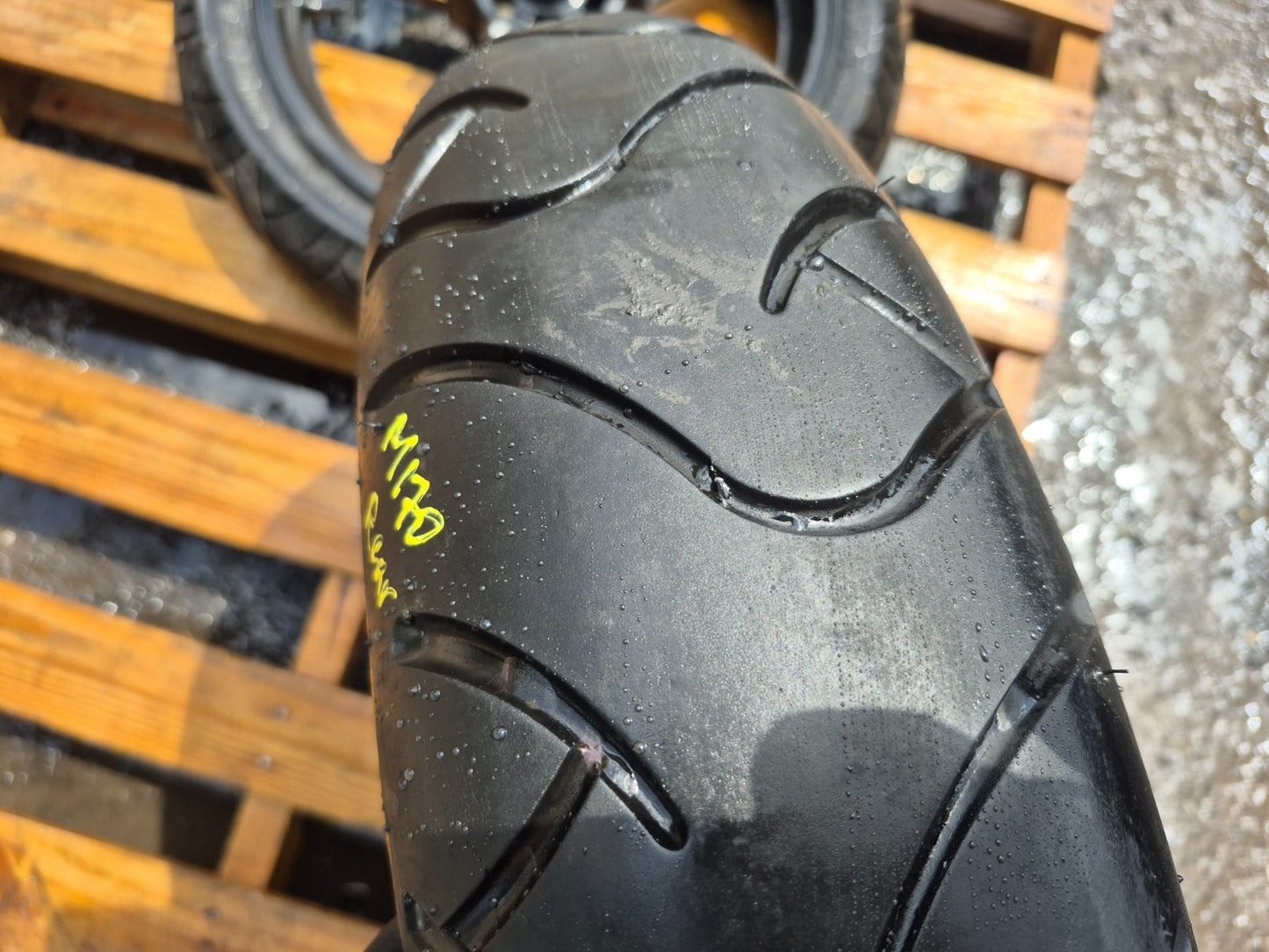 2015 Suzuki Gw250 Inazuma Wheel Rim W/tire Front & Rear Pair OEM