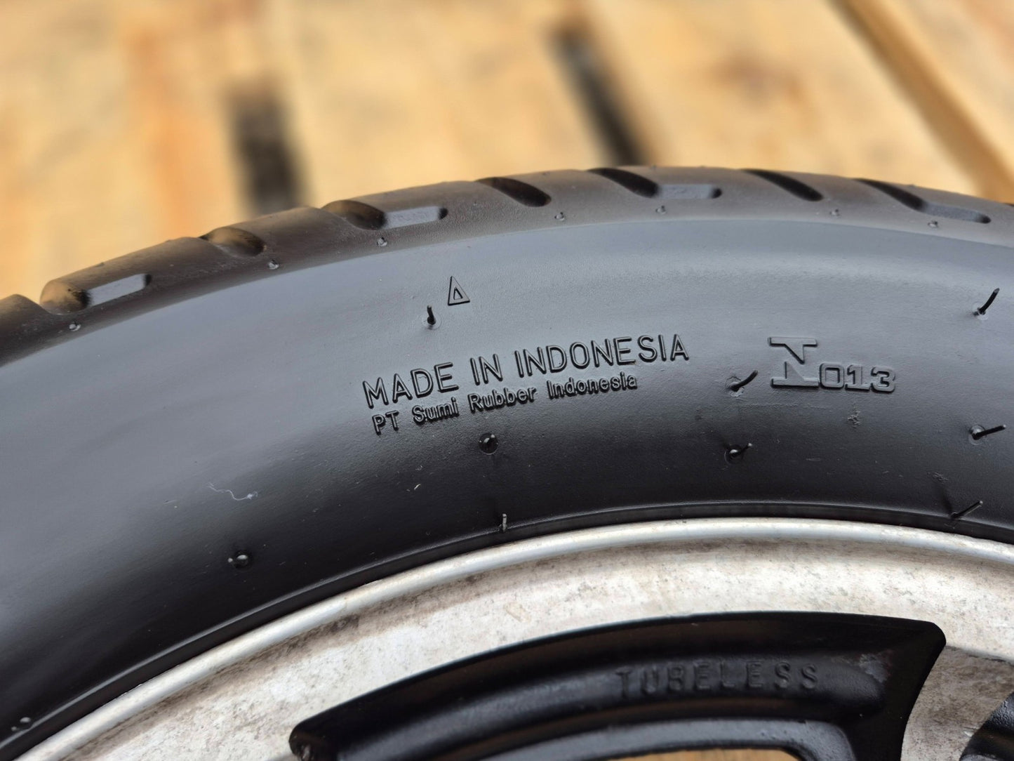 1987 Honda Gl1200i Rear & Front Wheel W/ Tire Pair 15" 16" OEM