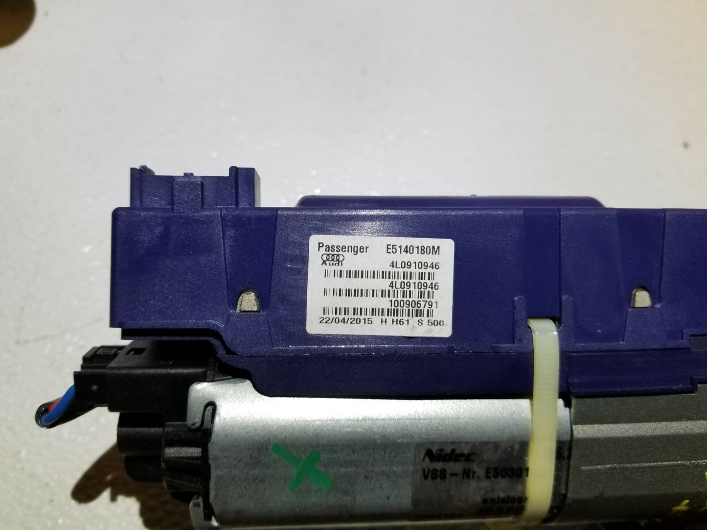 2015 Audi Q7 Rear Trunk Tailgate Hatch Lift Motor Left & Right Pair OEM