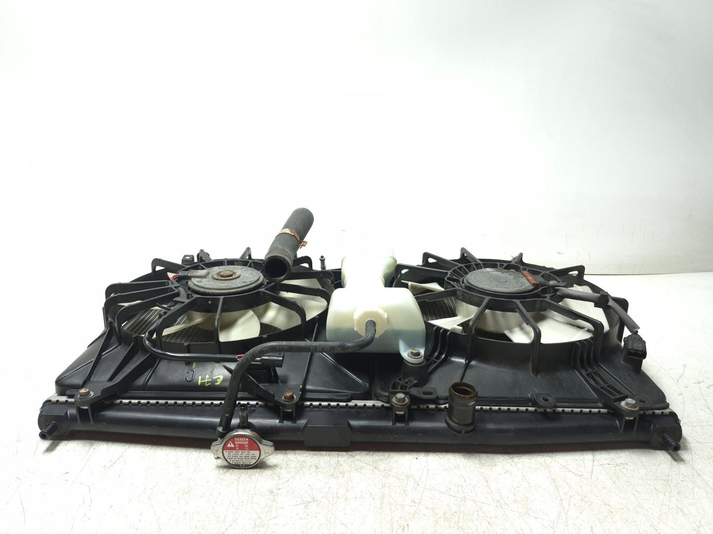 2012 Honda Cr-z Radiator & Cooling Fan Shroud Assembly OEM