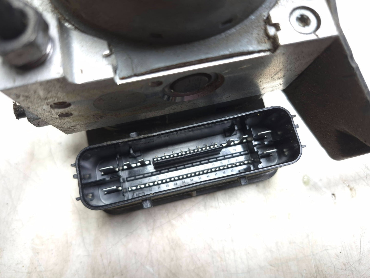 2016 Ford Transit Connect ABS Anti Lock Brake Pump OEM