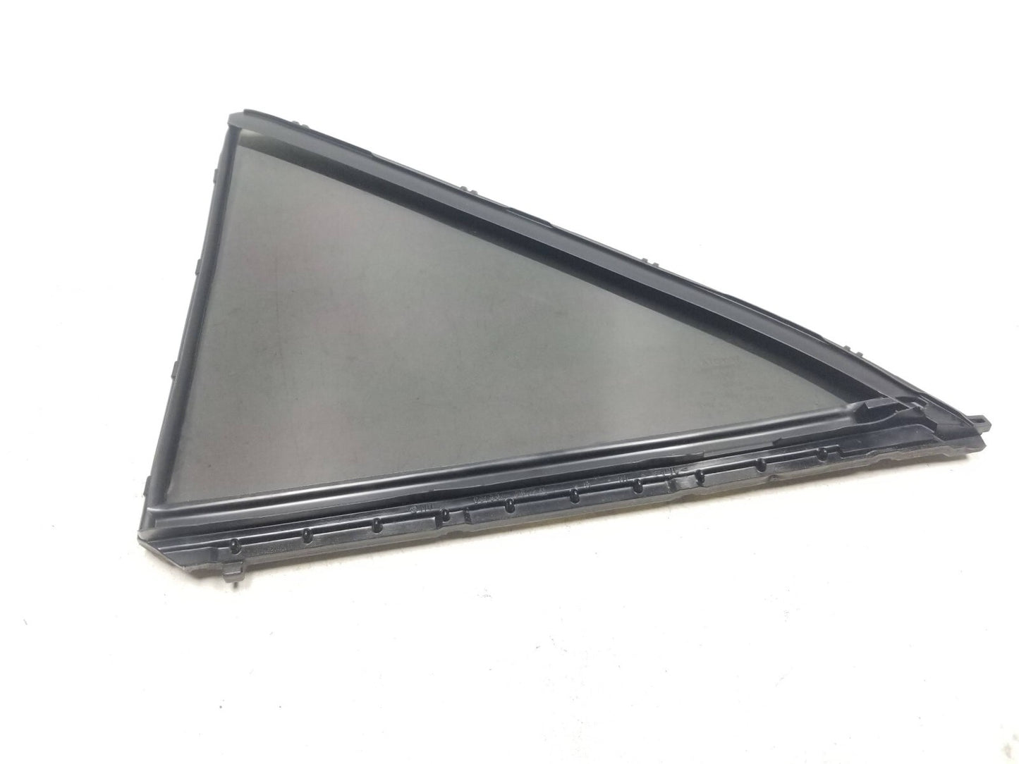 2007 - 2011 Toyota Camry Door Vent Window Glass Rear Passenger Side Right OEM