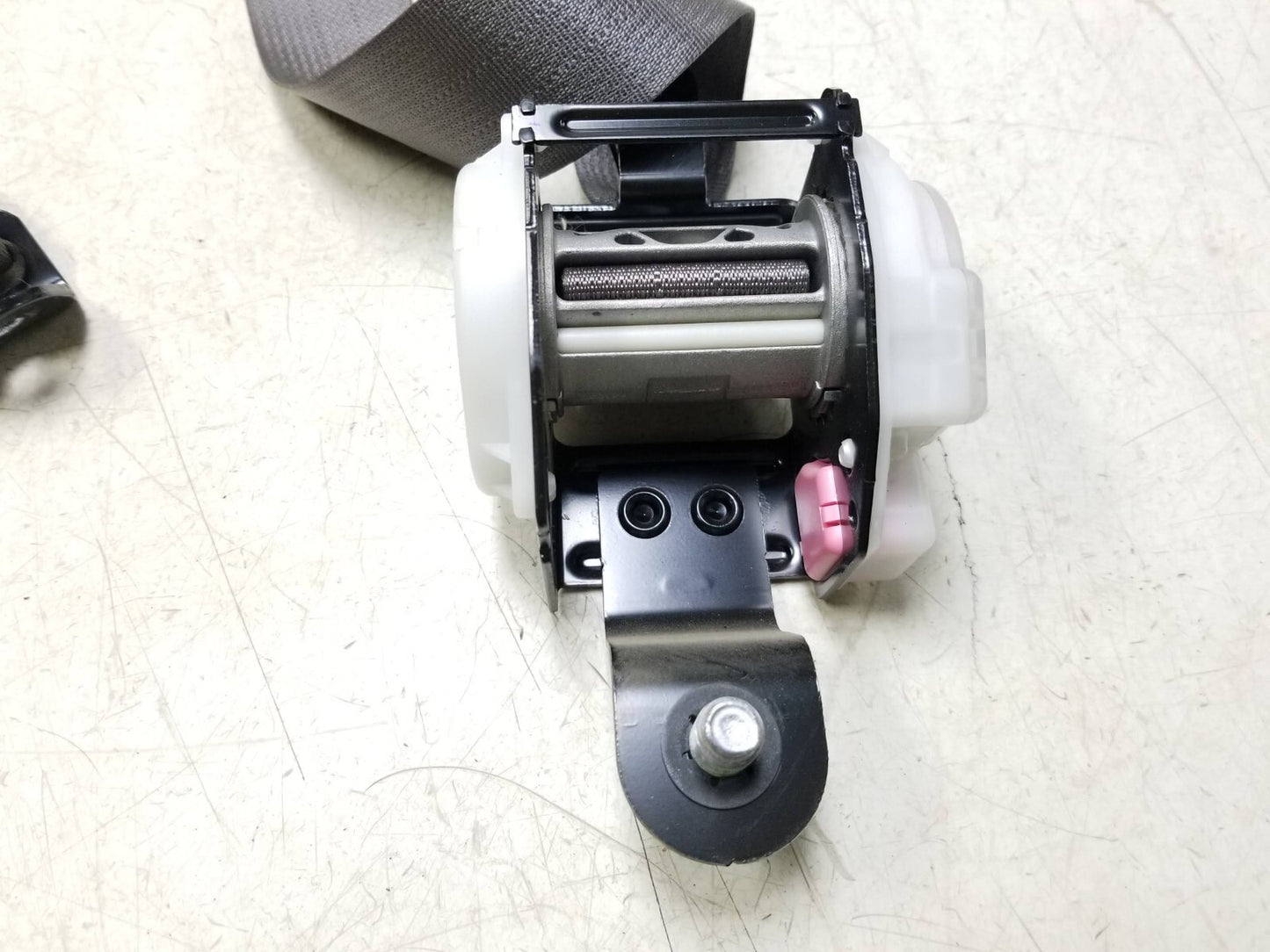 2011 - 2013 Kia Sportage Rear Seat Belt Retractor Left & Right  OEM