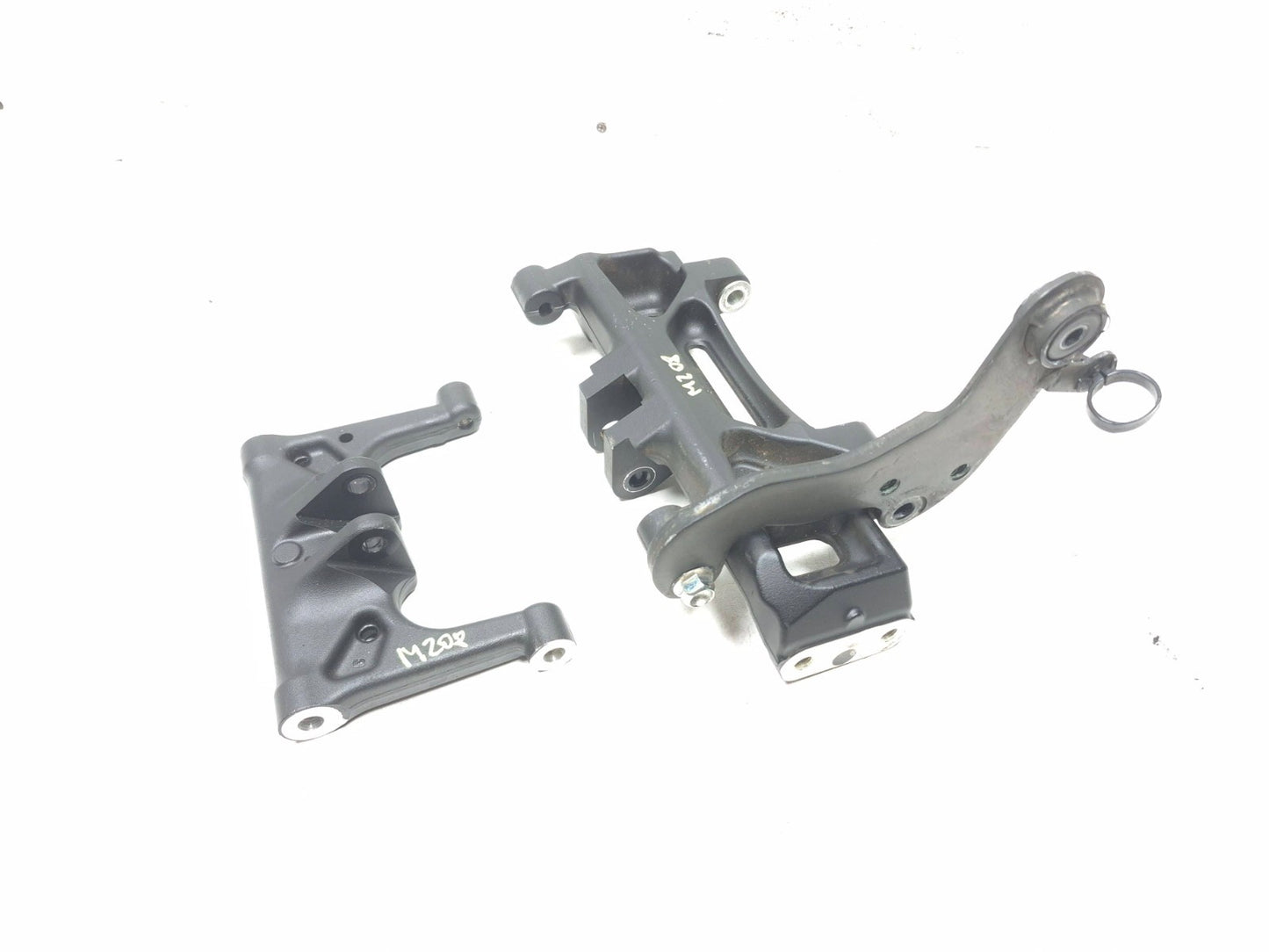2025 Yamaha Xsr900 Frame Engine Mount Bracket Pair OEM