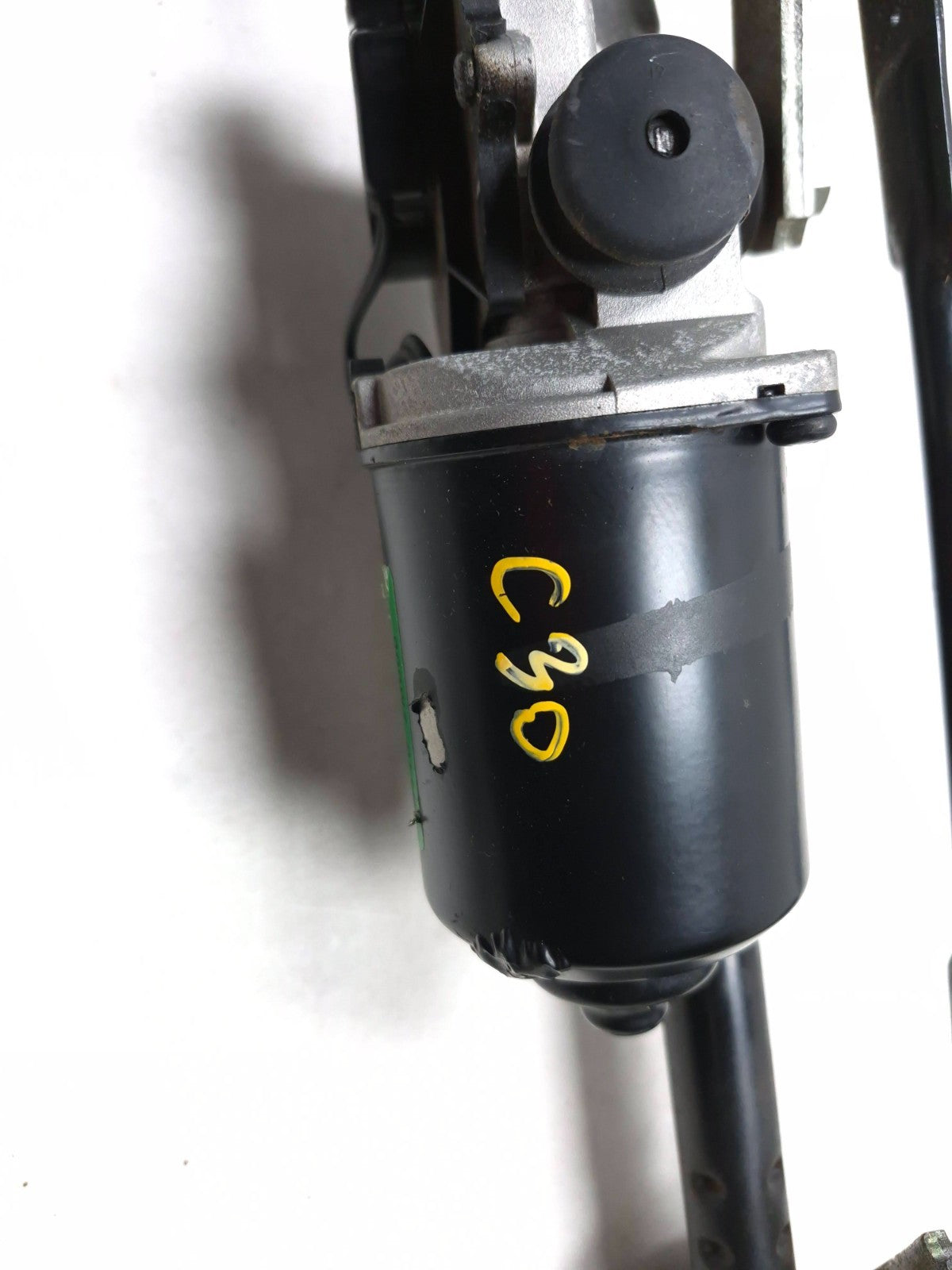 2013 Hyundai Genesis Windshield Wiper Motor W/ Linkage OEM