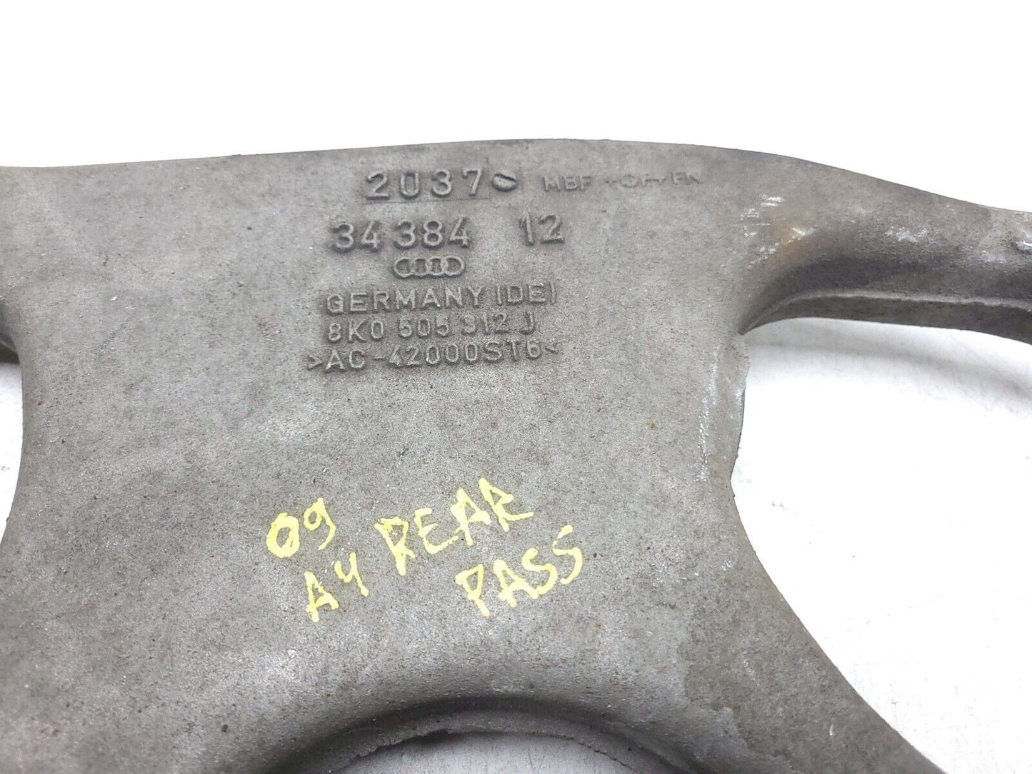 09-12 Audi A4 Quattro Rear Control Arm Passenger Side Right 3pcs OEM