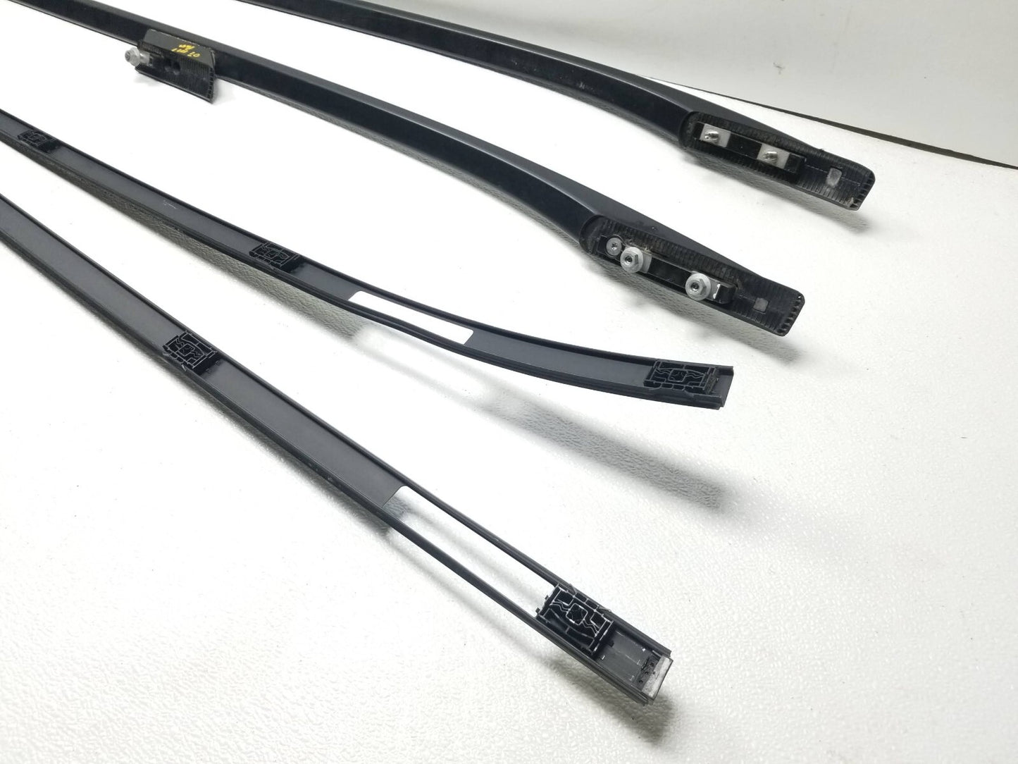 2007 Mercedes Ml500 W164 Roof Rack Rail & Molding Left & Right OEM