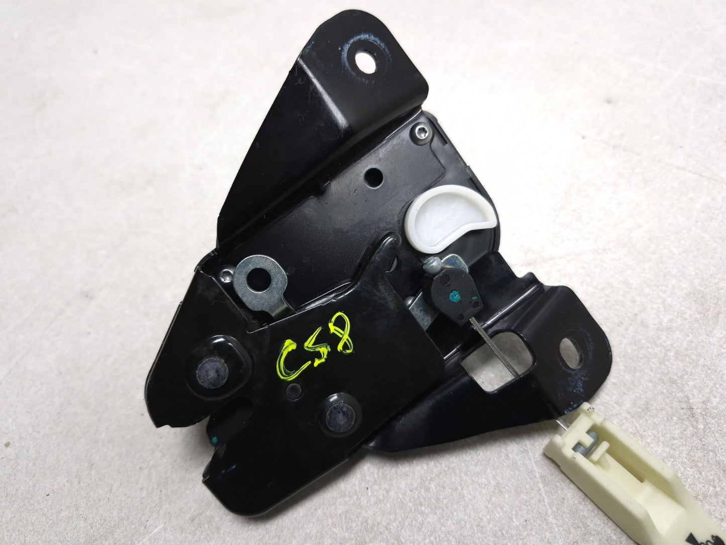 2018 Chrysler 300 Limited AWD Trunk Lid Lock Actuator Latch OEM