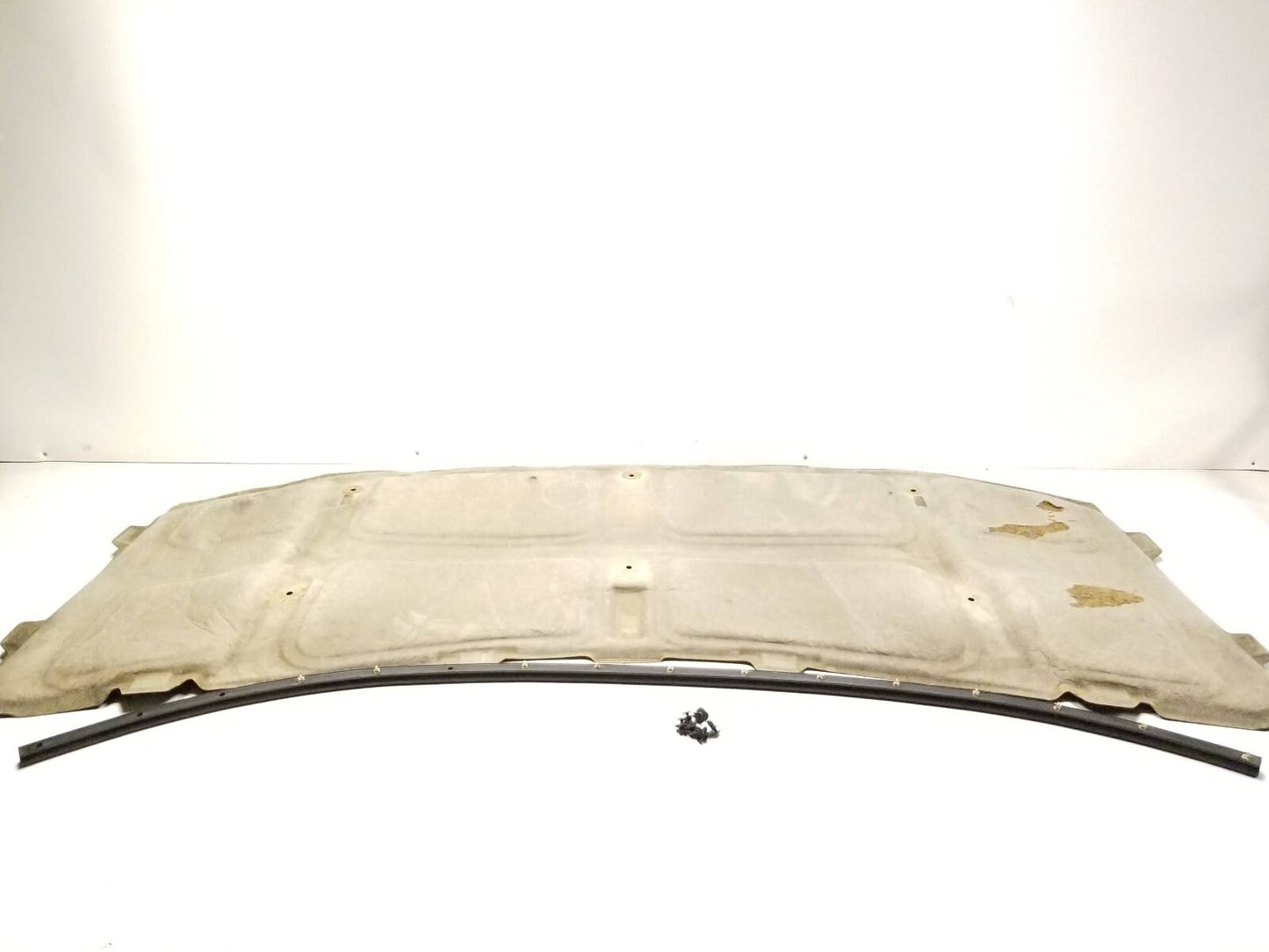 2007 Range Rover Hood Insulation Pad W/ Seal OEM