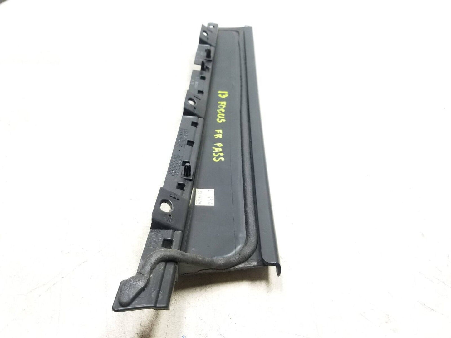 12 - 18 Ford Focus Rear Door Pillar Trim Molding Passenger Side Right OEM