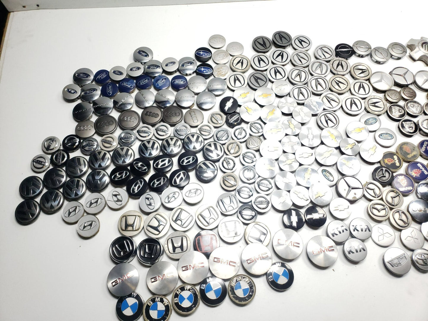 Wheel Center Hub Cap 246pcs