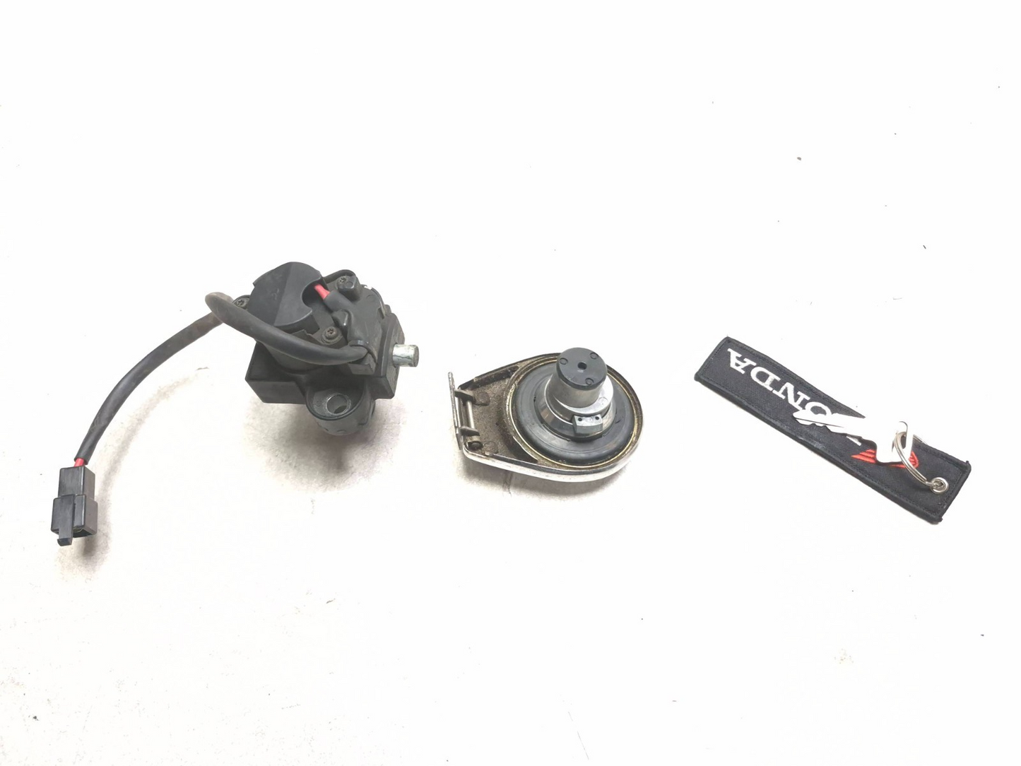 1998 Honda Cb750 Nighthawk Ignition Set Key Lock Fuel Tank Cap OEM