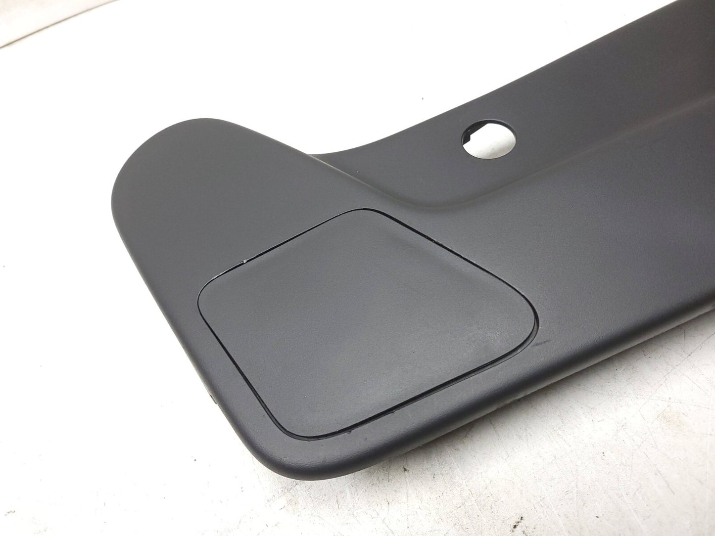 2010 - 2014 Chevrolet Suburban Seat Side Trim Front Passenger Side Right OEM