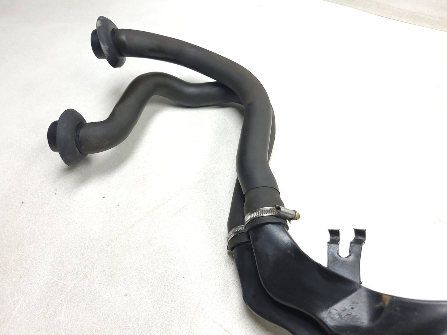 2007 Range Rover Engine Air Intake Duct Tube Pipe OEM