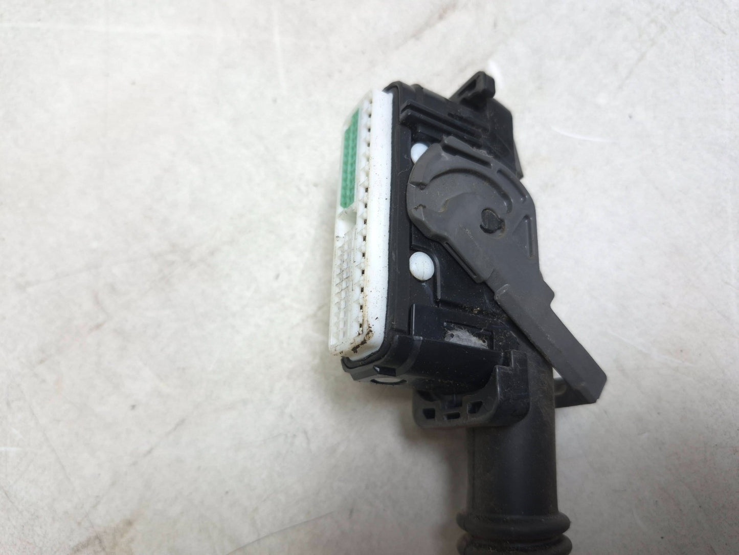 2012 Nissan Leaf Front Door Wire Harness Driver Side Left  OEM