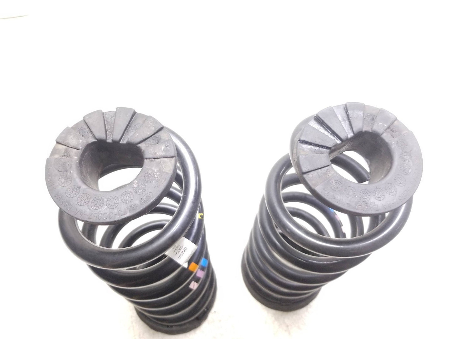 2017 Jaguar Xe Rear Suspension Coil Spring OEM Gx73-5534-ba