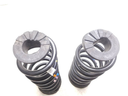 2017 Jaguar Xe Rear Suspension Coil Spring OEM Gx73-5534-ba